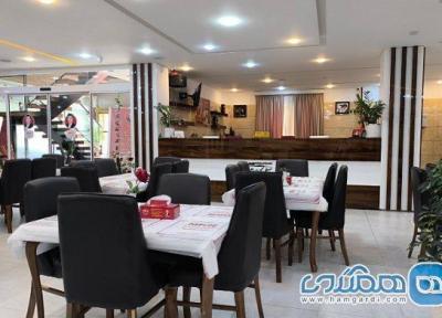 رستوران های جیرفت 1404: کشف برترین های سنتی و طعم های بی نظیر غذای محلی جنوب کرمان رستوران های جیرفت 1404: کشف برترین های سنتی و طعم های بی نظیر غذای محلی جنوب کرمان